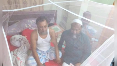 ডেঙ্গু আক্রান্ত বিএনপি নেতা টিপুকে দেখতে গেলেন মনির সরদার