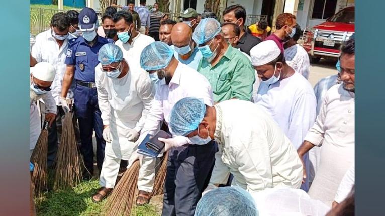চাঁদপুরে ডেঙ্গু প্রতিরোধ ও পরিচ্ছন্নতা অভিযান