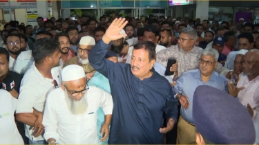 রেলওয়ে স্টেশন ভাঙচুরকারীদের বিরুদ্ধে তদন্ত সাপেক্ষে ব্যবস্থা নেওয়া হবে: ভূমিমন্ত্রী