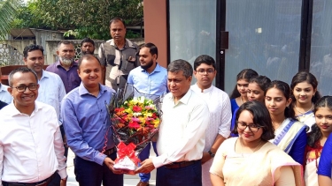 বোয়ালমারীতে শিক্ষার্থীদের মাঝে পিংক বাইসাইকেল ও শিক্ষা উপকরণ বিতরণ, লাইব্রেরি উদ্বোধন