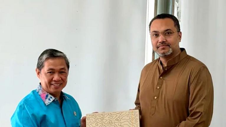 ভিসা সহজীকরণ ও বাণিজ্য বৃদ্ধি জোরদারে ইন্দোনেশিয়ার উপ-পররাষ্ট্রমন্ত্রী ও মাহ্দী আমিনের বৈঠক