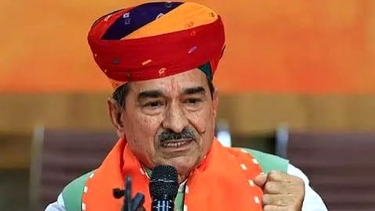 ‘পাক-আমেরিকা যুদ্ধ হলে পাকিস্তানের পাশে থাকব’! বিতর্কিত মন্তব্য রাজস্থানের বিজেপি সভাপতির