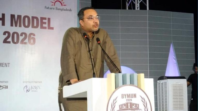শিক্ষার্থীদের নেতৃত্ব বিকাশে সহায়তা করবে সরকার: মাহদী আমিন