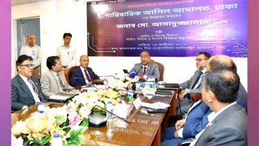 মামলার চাপ কমাতে ডিজিটাল বিচারব্যবস্থায় জোর দিচ্ছে সরকার: আইনমন্ত্রী
