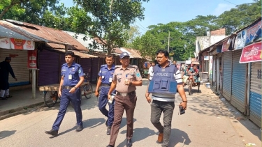 কাল‌কি‌নি‌তে বোরকা পরে এসে চায়ের দোকানে হামলা,পাল্টা হামলায় হামলাকারী নিহত