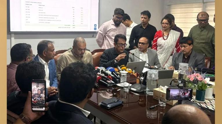 এইচএসসি-সমমান পরীক্ষায় বিদেশ কেন্দ্রে পাসের হার ৯০.৮৭ শতাংশ